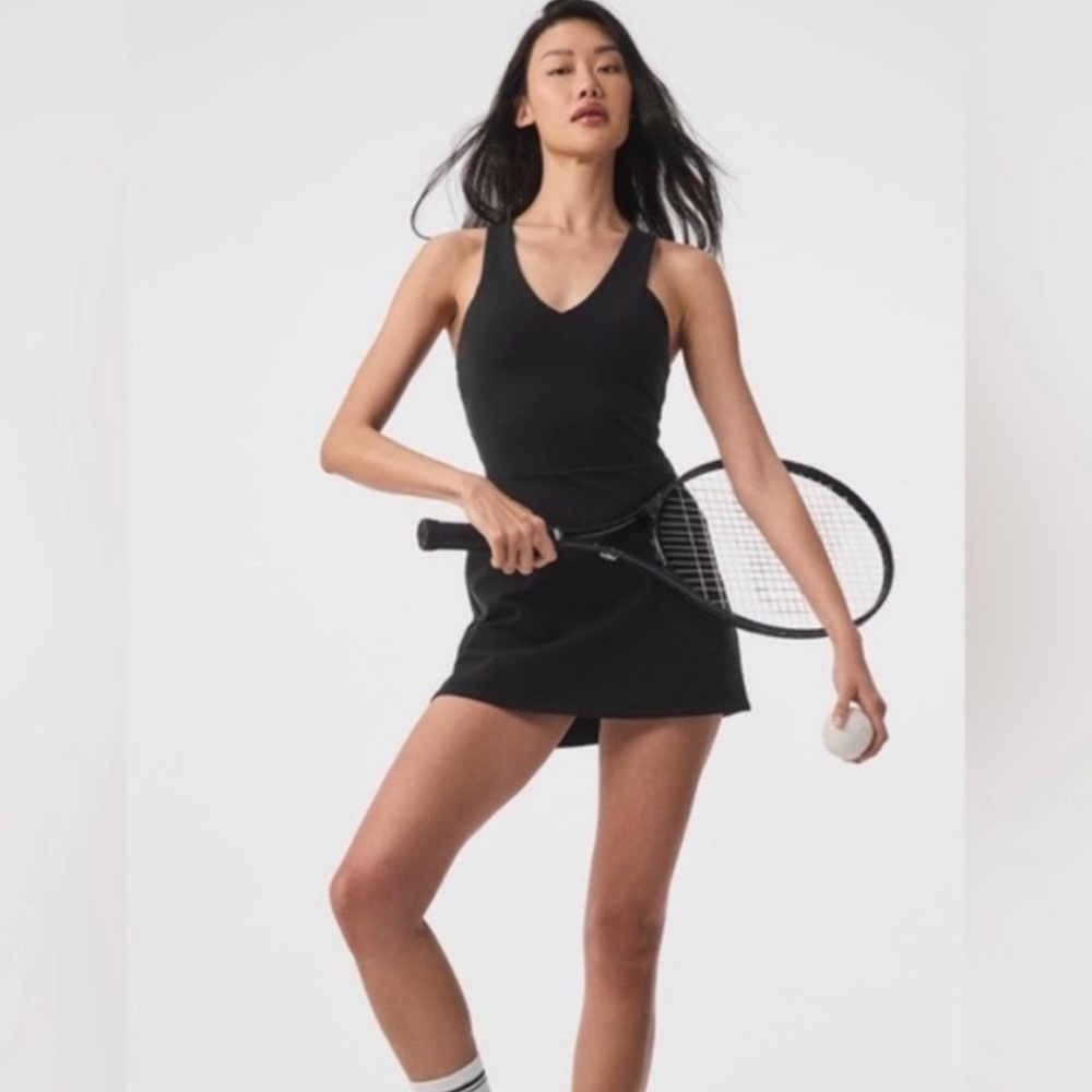 Alo Yoga Airbrush Real Dress Black M